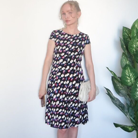 Eliza J. Cap Sleeve Geometric Print A-line Mini Dress Size 0P - Picture 2 of 15